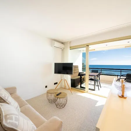 En Premiere Ligne Avec Terrasse Vue Apartmán *